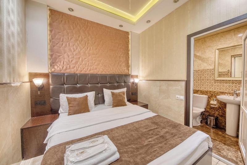 Aleppo Hotel image