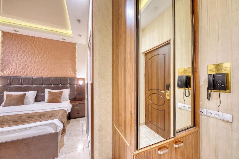 Aleppo Hotel image