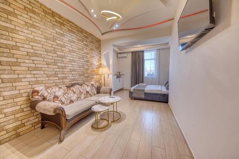 Aleppo Hotel image