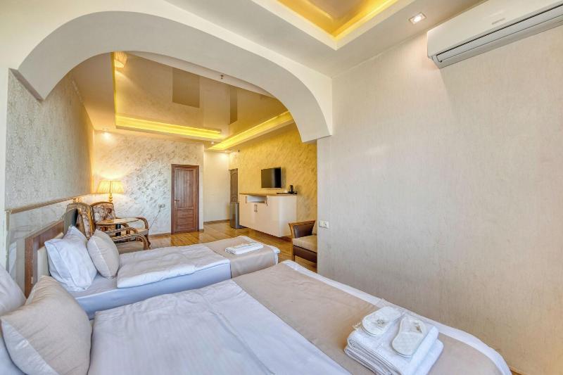 Aleppo Hotel image