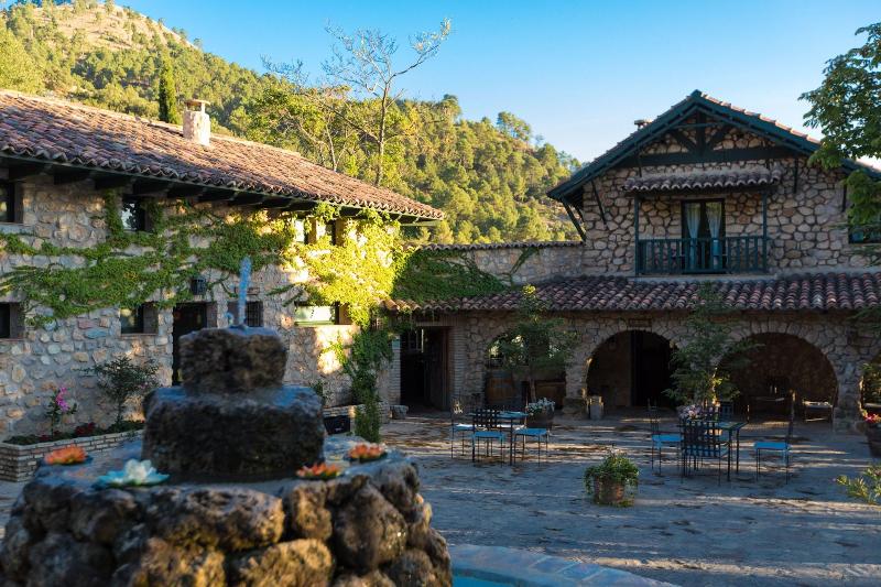 Calerilla Hotel — general view