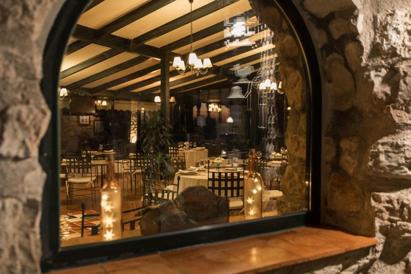 Calerilla Hotel image