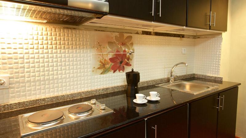 Yinm Furnished Apartment image