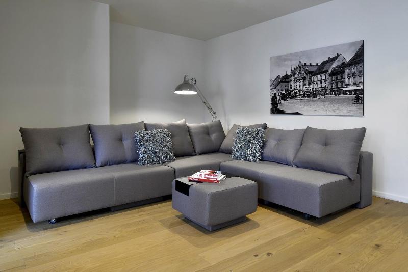 Hotel Maribor City Apartments image