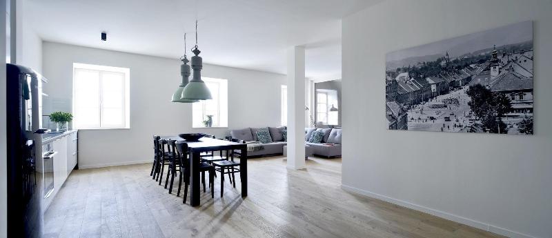 Hotel Maribor City Apartments image