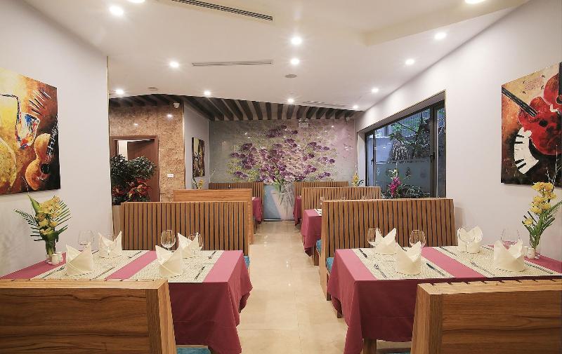 Oriana Hotel image
