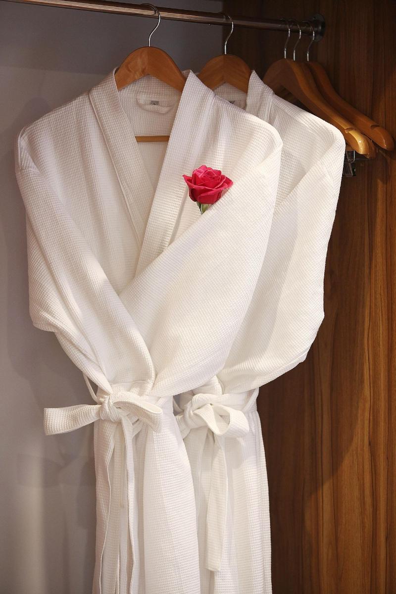 Oriana Hotel image