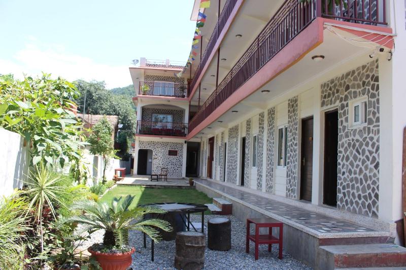 Three Jewels Boutique Hotel image
