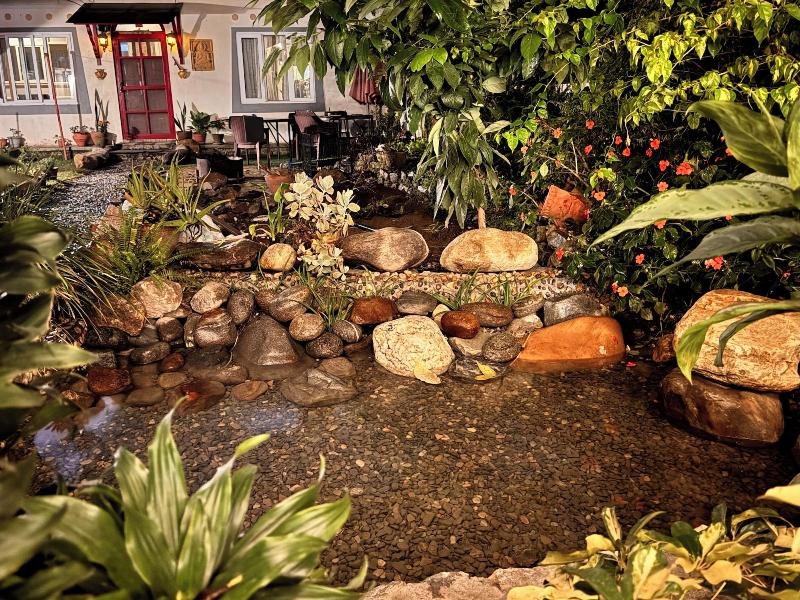 Three Jewels Boutique Hotel image