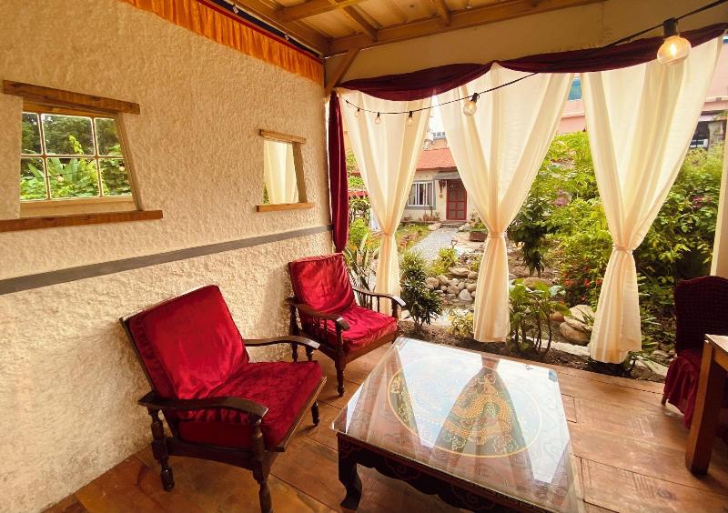 Three Jewels Boutique Hotel image
