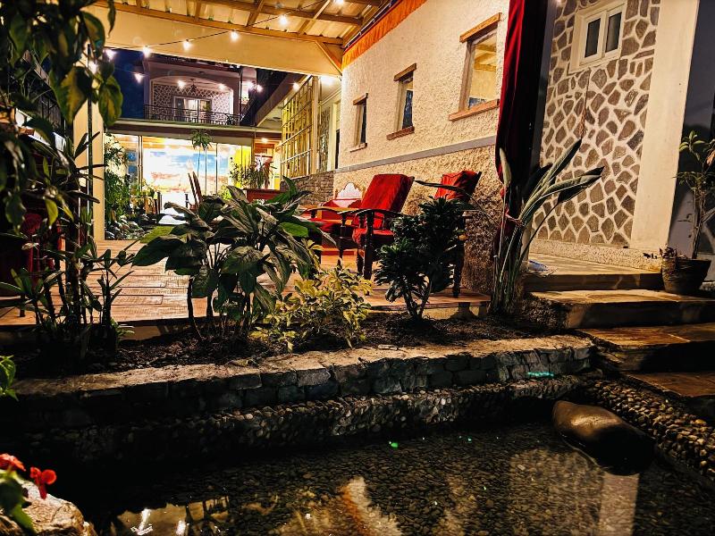 Three Jewels Boutique Hotel image
