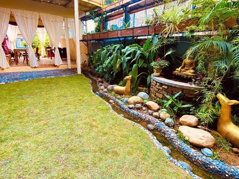 Three Jewels Boutique Hotel image