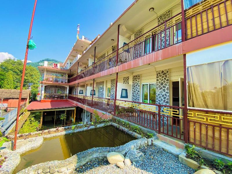 Three Jewels Boutique Hotel image
