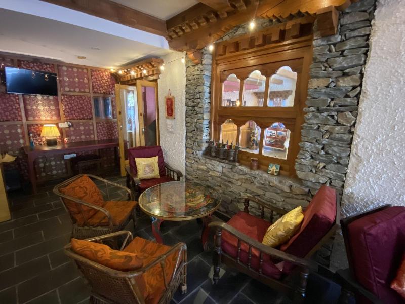 Three Jewels Boutique Hotel image