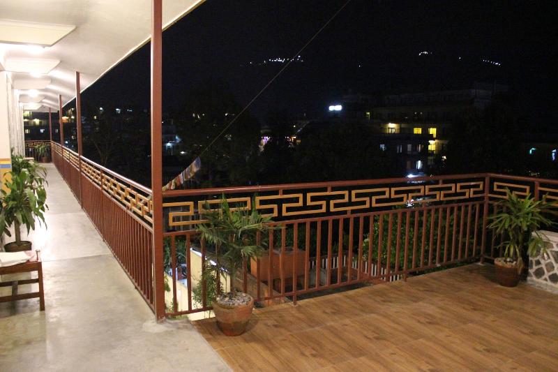 Three Jewels Boutique Hotel image
