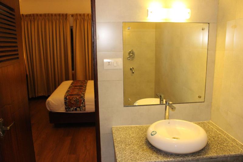 Three Jewels Boutique Hotel image