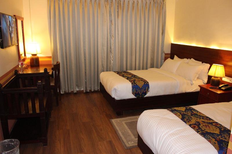 Three Jewels Boutique Hotel image