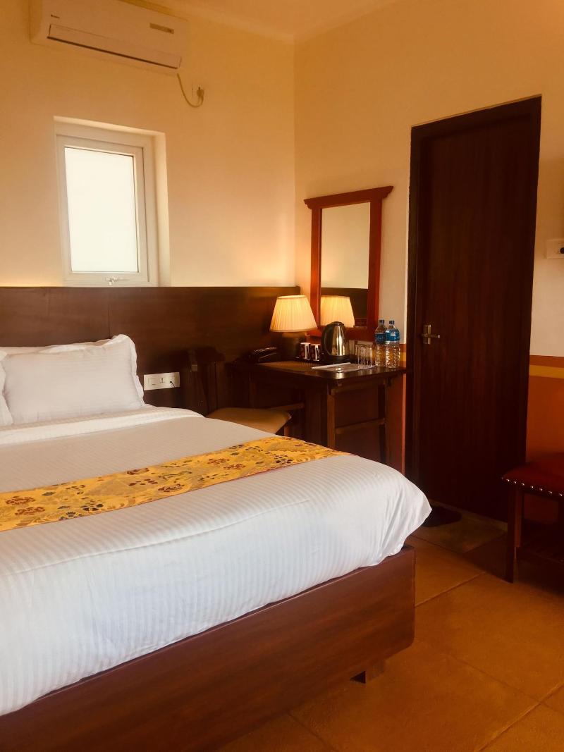 Three Jewels Boutique Hotel image
