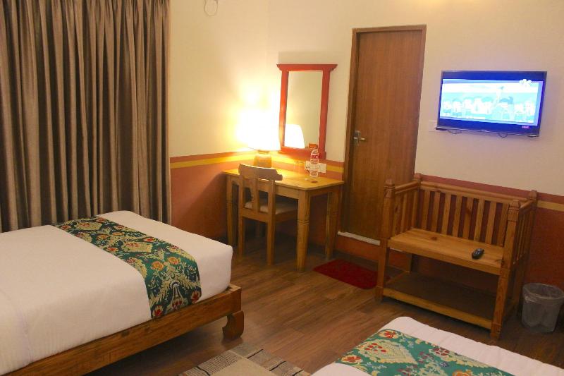 Three Jewels Boutique Hotel image