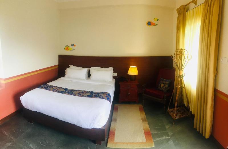 Three Jewels Boutique Hotel image