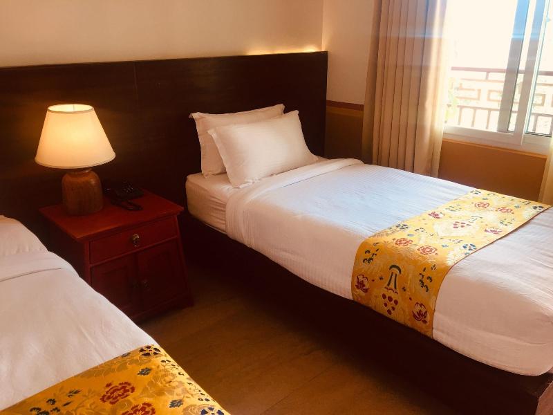 Three Jewels Boutique Hotel image