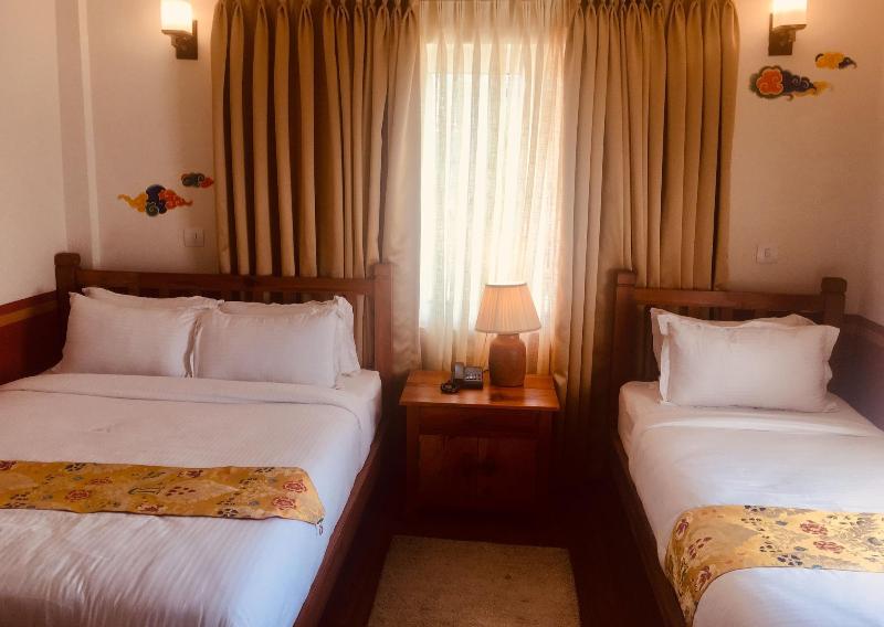 Three Jewels Boutique Hotel image