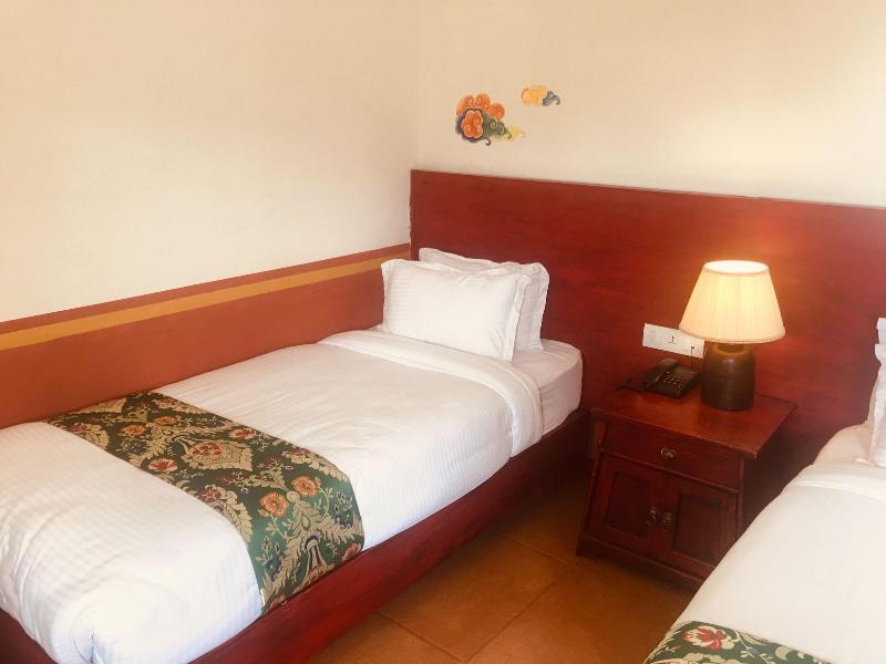 Three Jewels Boutique Hotel image
