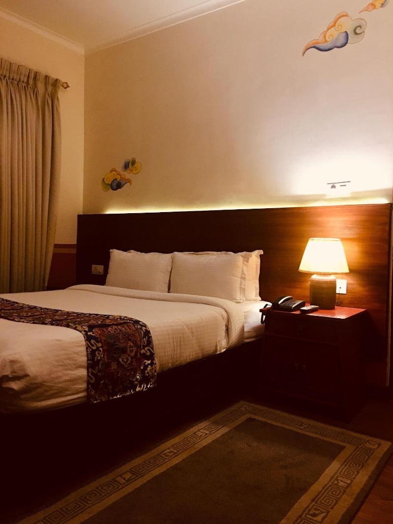 Three Jewels Boutique Hotel image