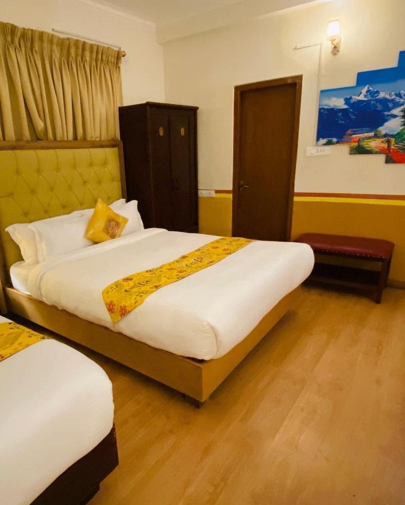 Three Jewels Boutique Hotel image