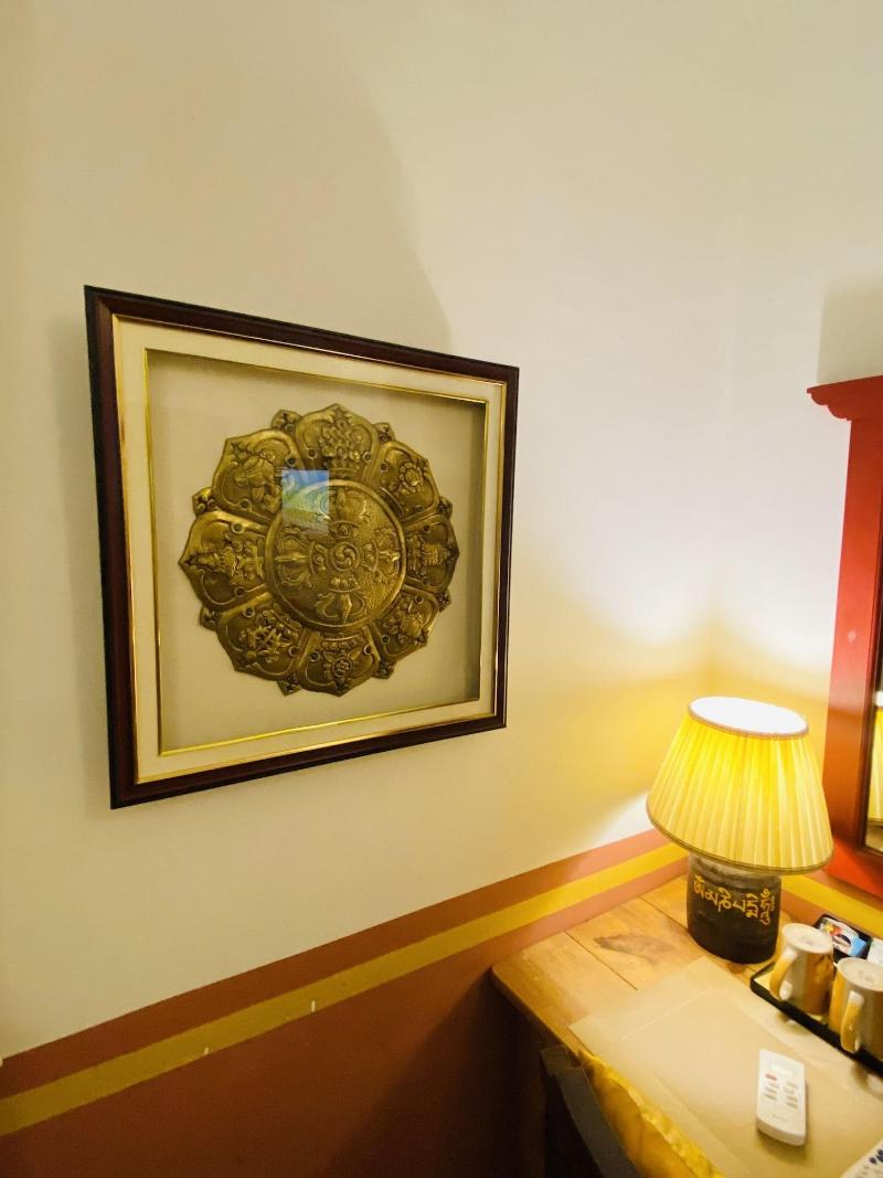 Three Jewels Boutique Hotel image