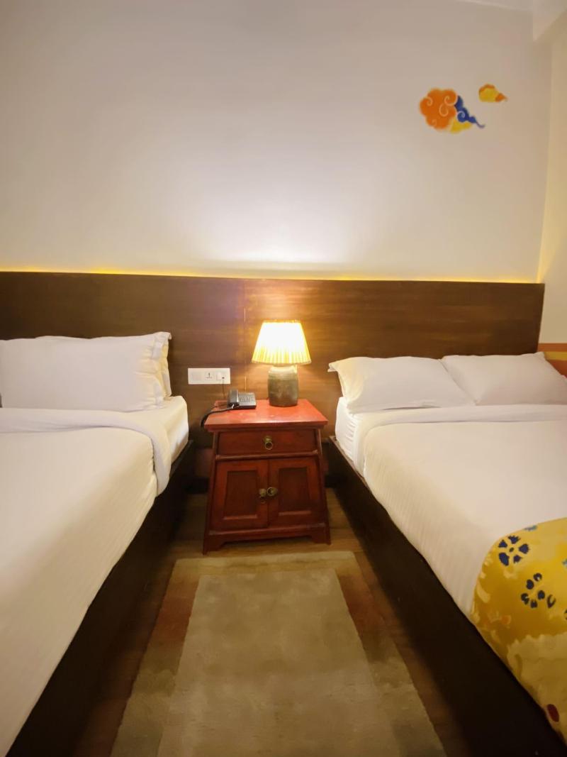 Three Jewels Boutique Hotel image