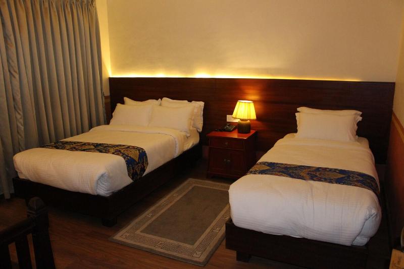 Three Jewels Boutique Hotel image