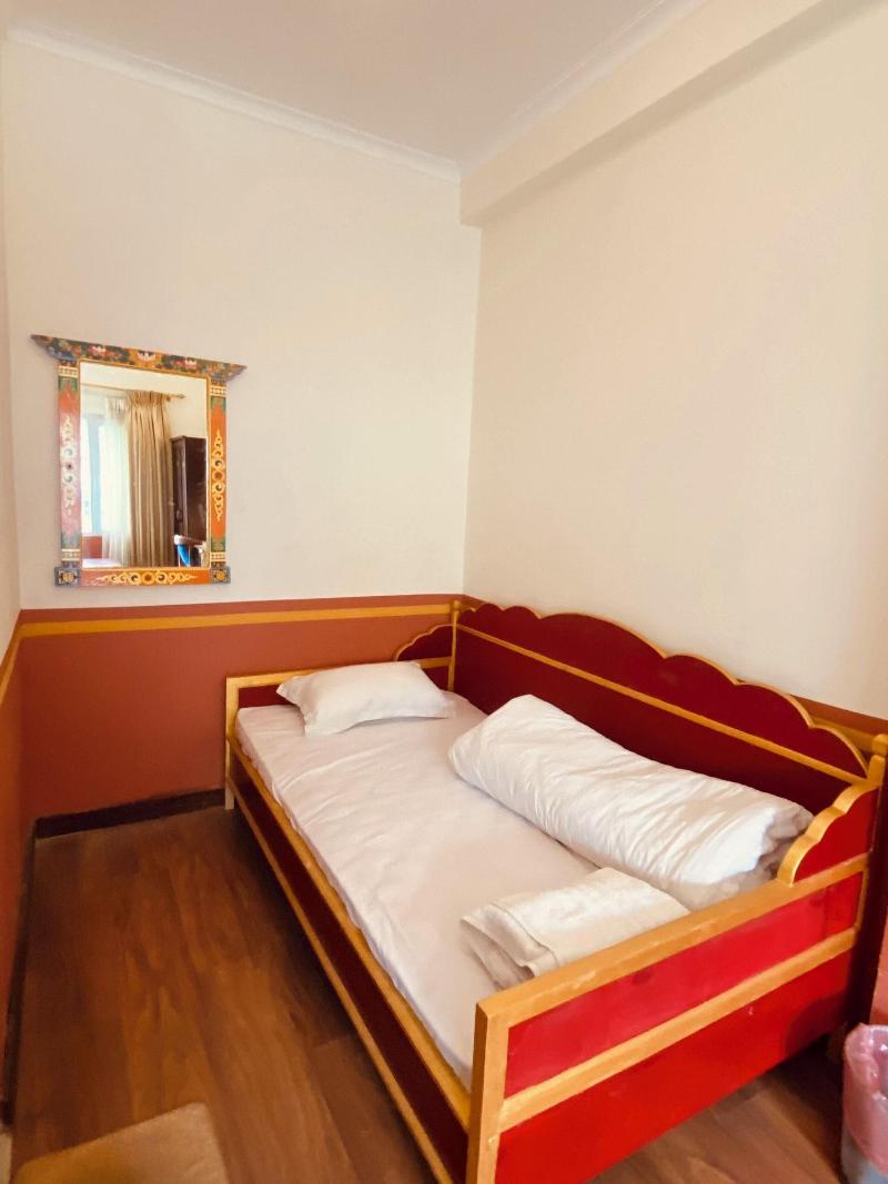 Three Jewels Boutique Hotel image
