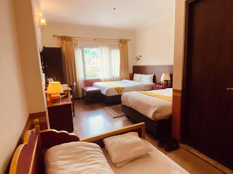 Three Jewels Boutique Hotel image