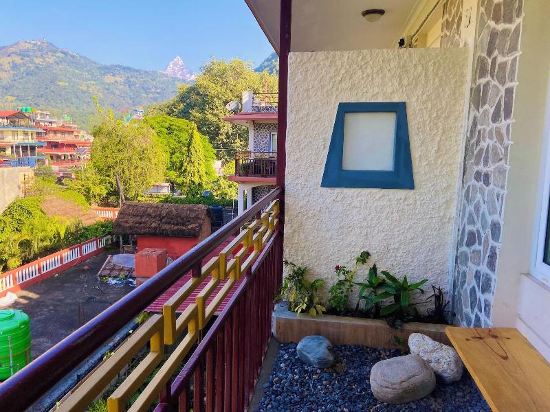 Three Jewels Boutique Hotel image