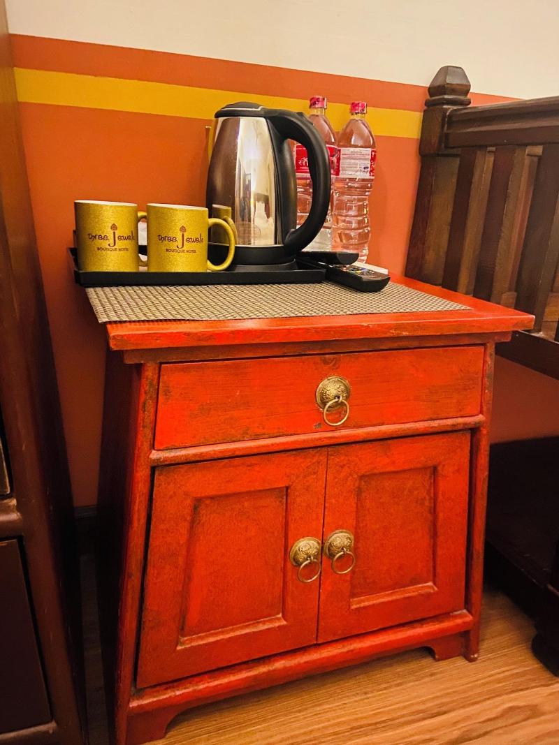 Three Jewels Boutique Hotel image