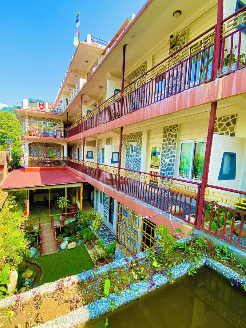 Three Jewels Boutique Hotel image