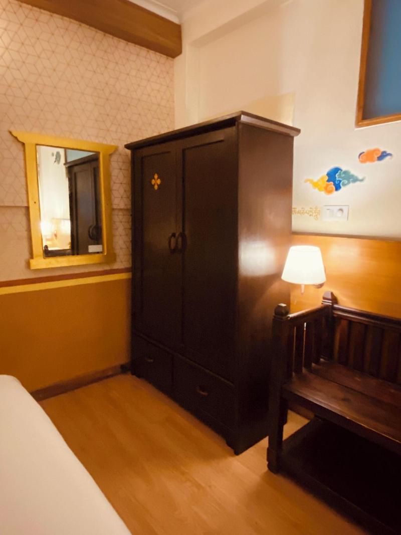 Three Jewels Boutique Hotel image