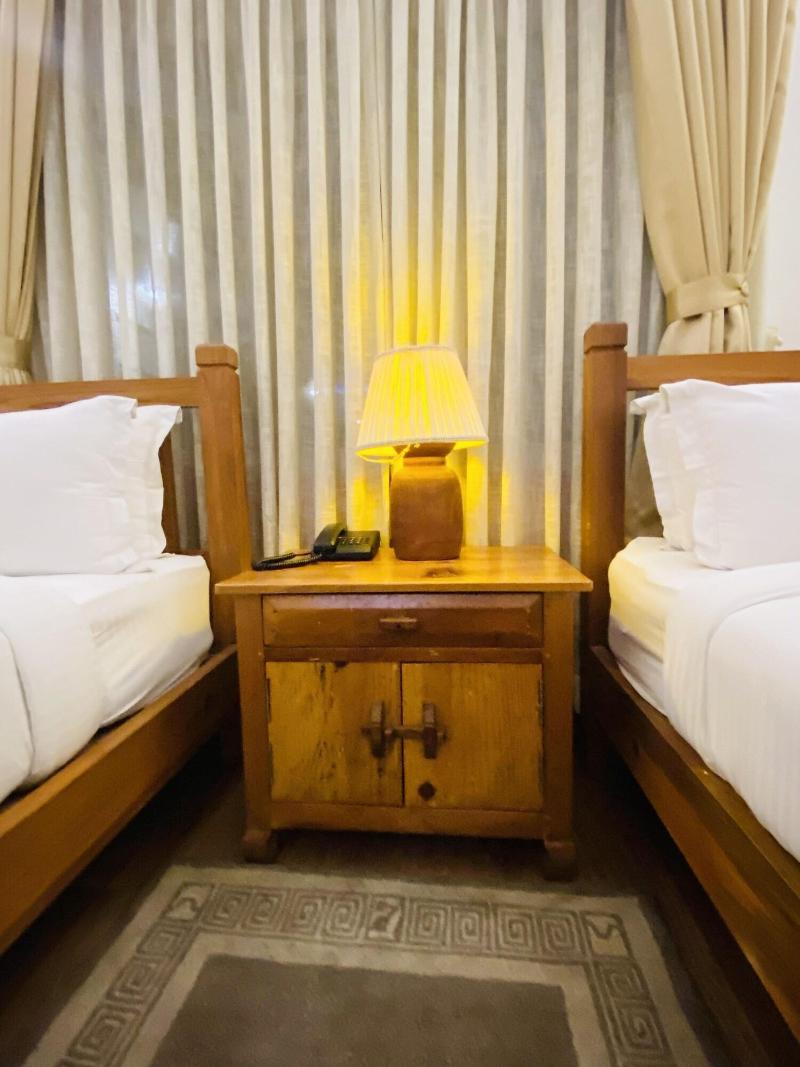Three Jewels Boutique Hotel image