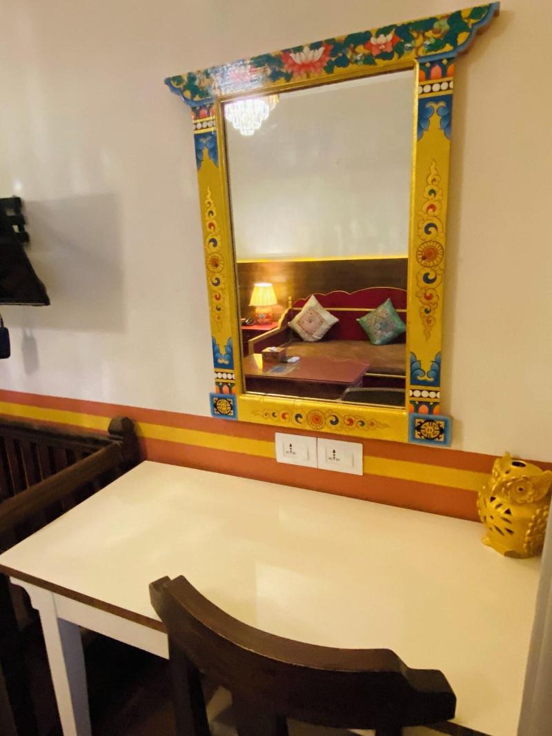 Three Jewels Boutique Hotel image