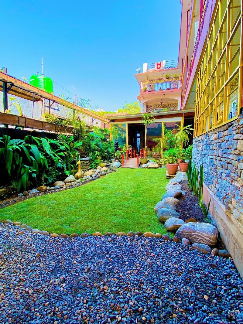 Three Jewels Boutique Hotel image