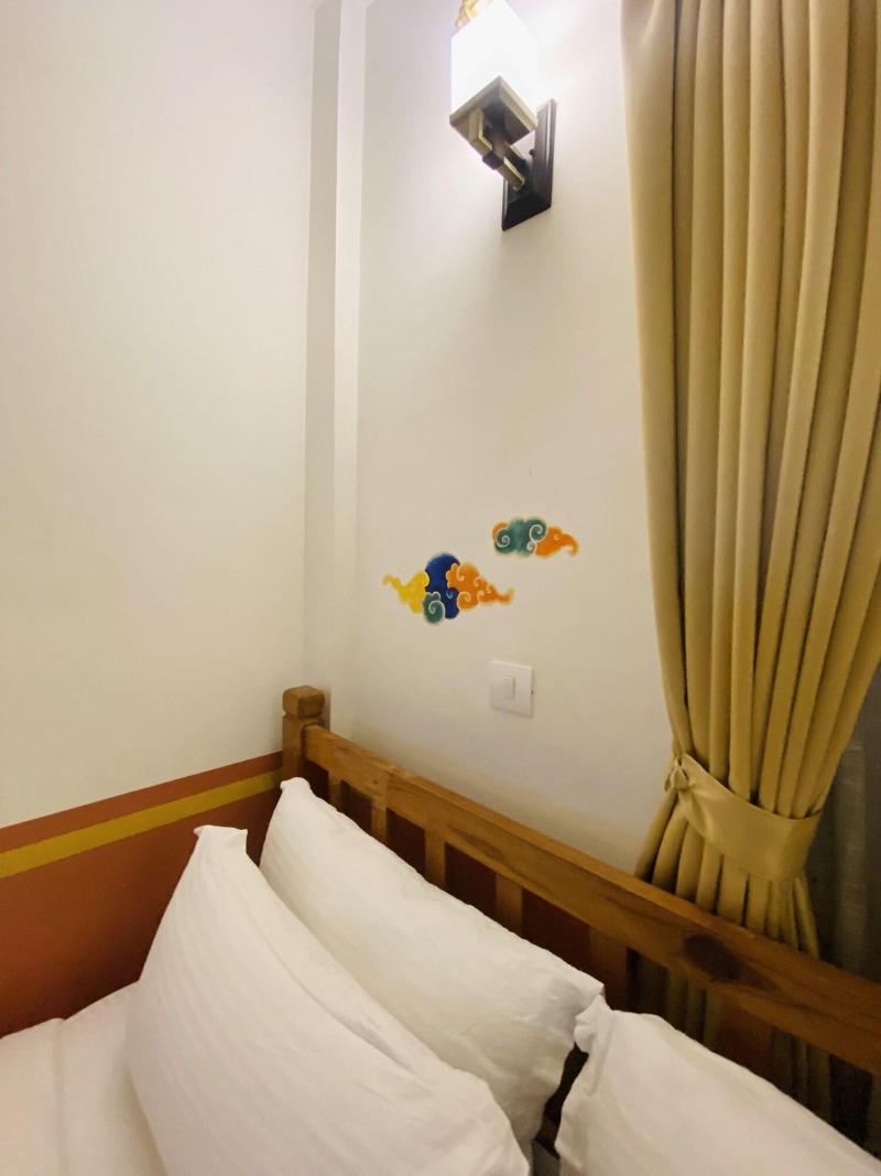 Three Jewels Boutique Hotel image