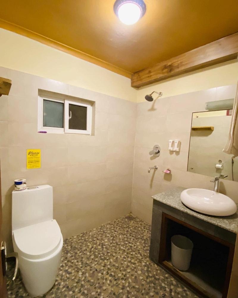 Three Jewels Boutique Hotel image