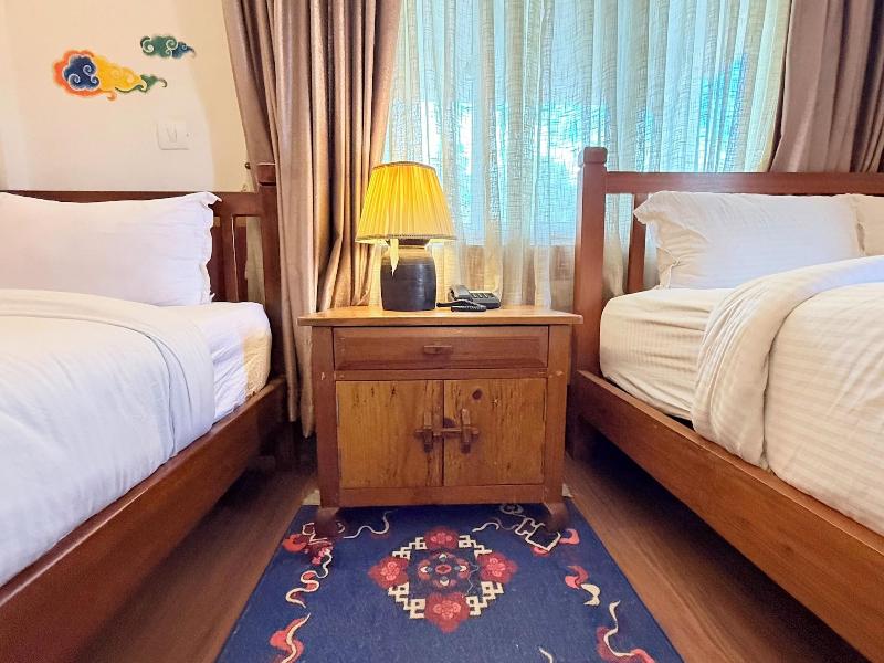 Three Jewels Boutique Hotel image