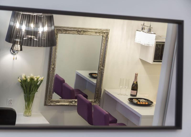 Vola Residence image