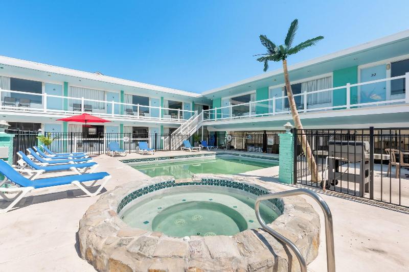 Mango Motel image
