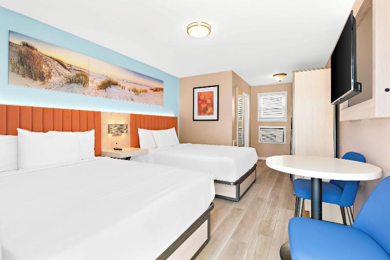 Mango Motel image