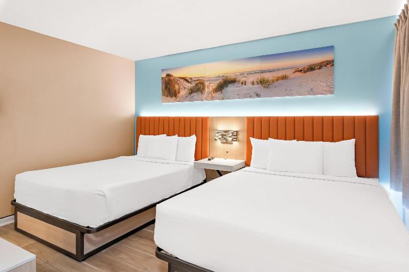 Mango Motel image