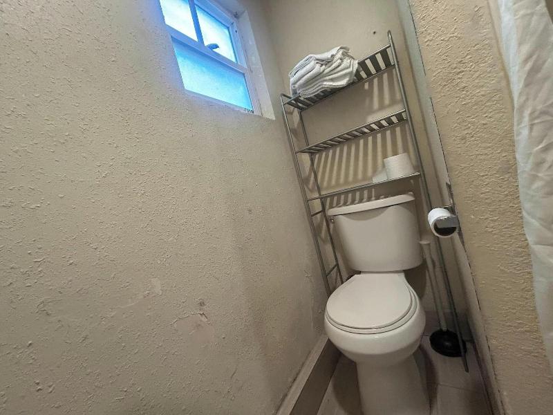 Townhouse Del Rancho Motel image