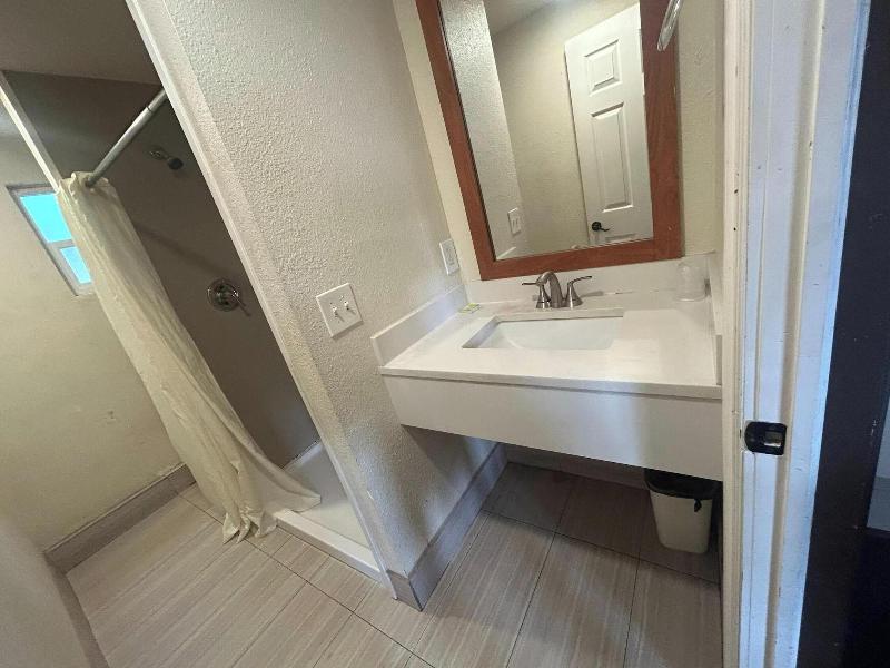 Townhouse Del Rancho Motel image